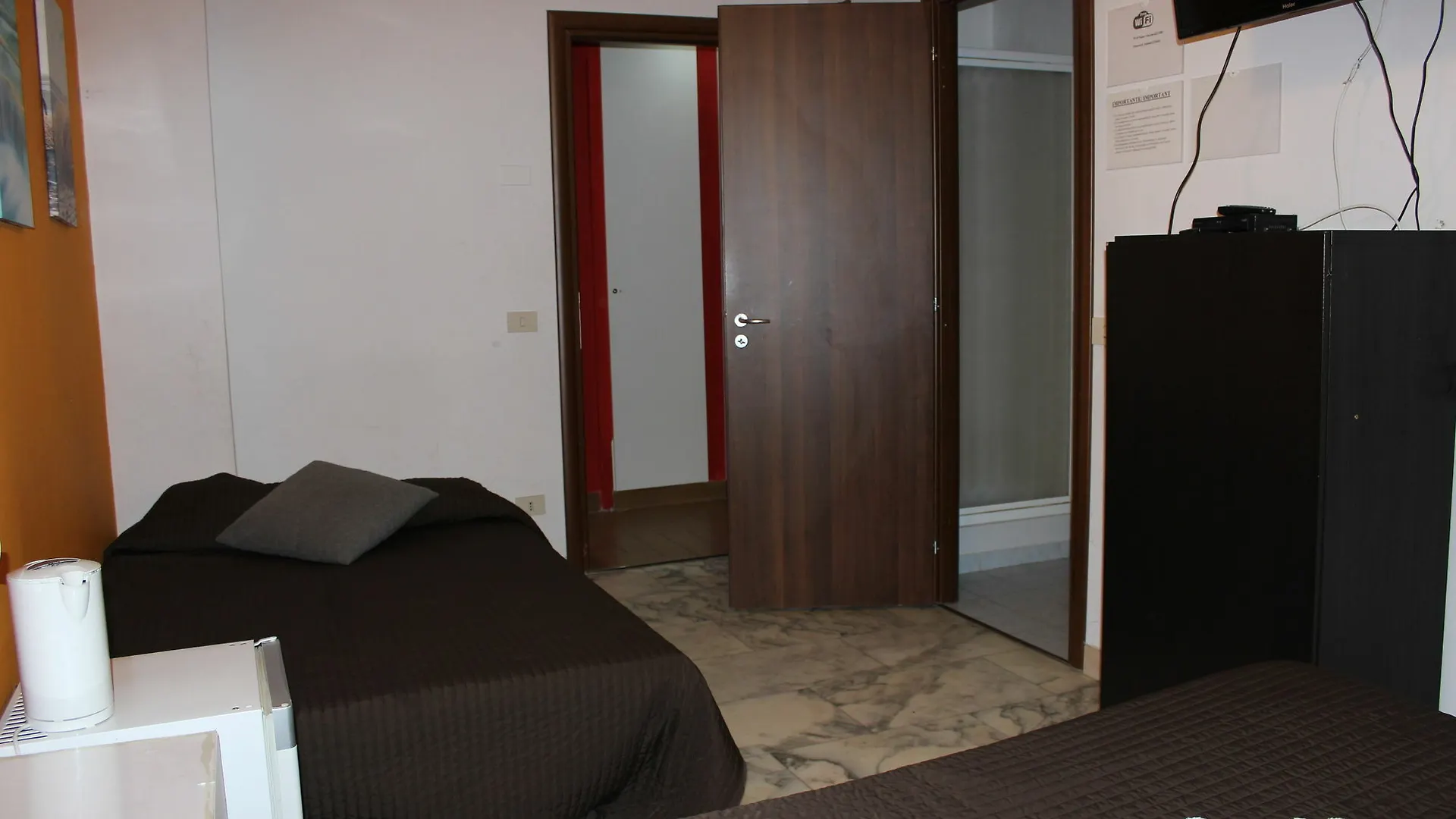 Hotel Mr. Charlie Brown Rom Italien